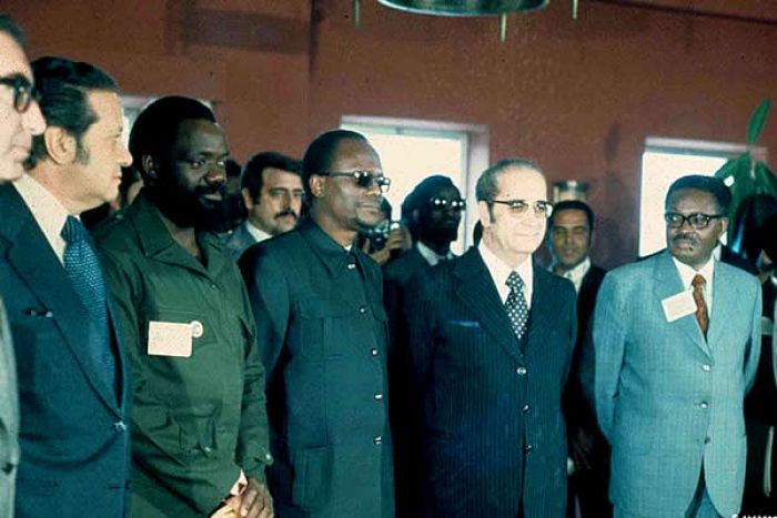 Angola e a maldita oportunidade dos negros se governarem entre eles